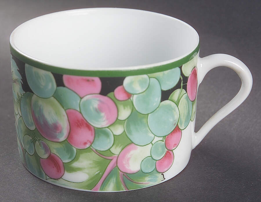 Vendanges Flat Cup by Philippe Deshoulieres-1