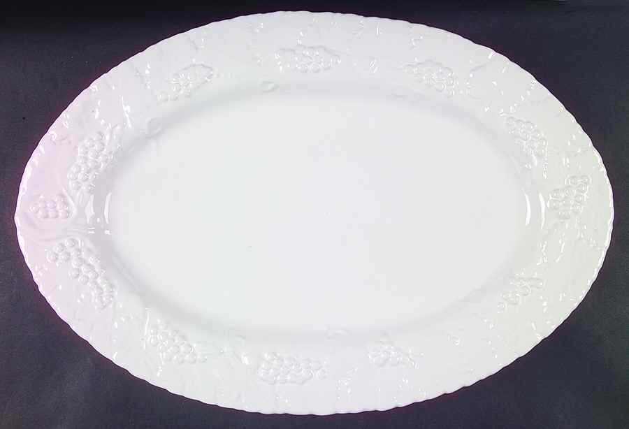 Grappa 18" Oval Serving Platter by Deruta (Italy)-1
