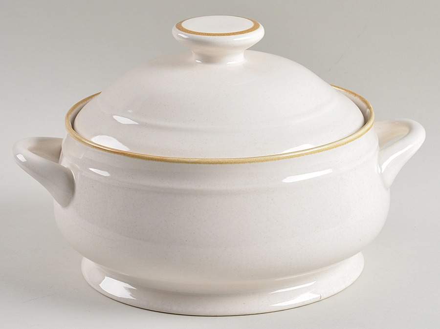 Elegance 2 Qt Round Covered Casserole by Deville-1