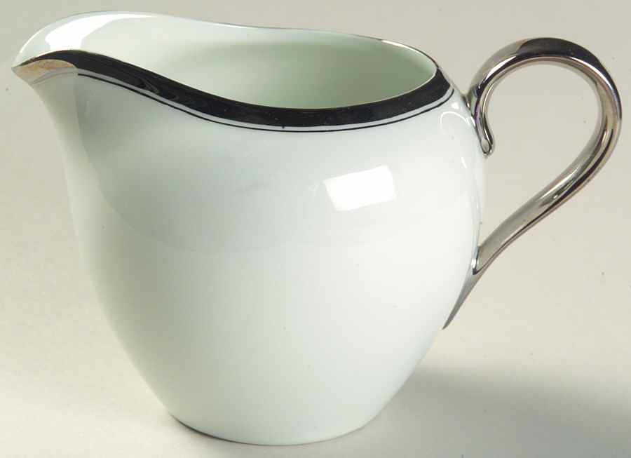 Happiness Creamer by Deville-1