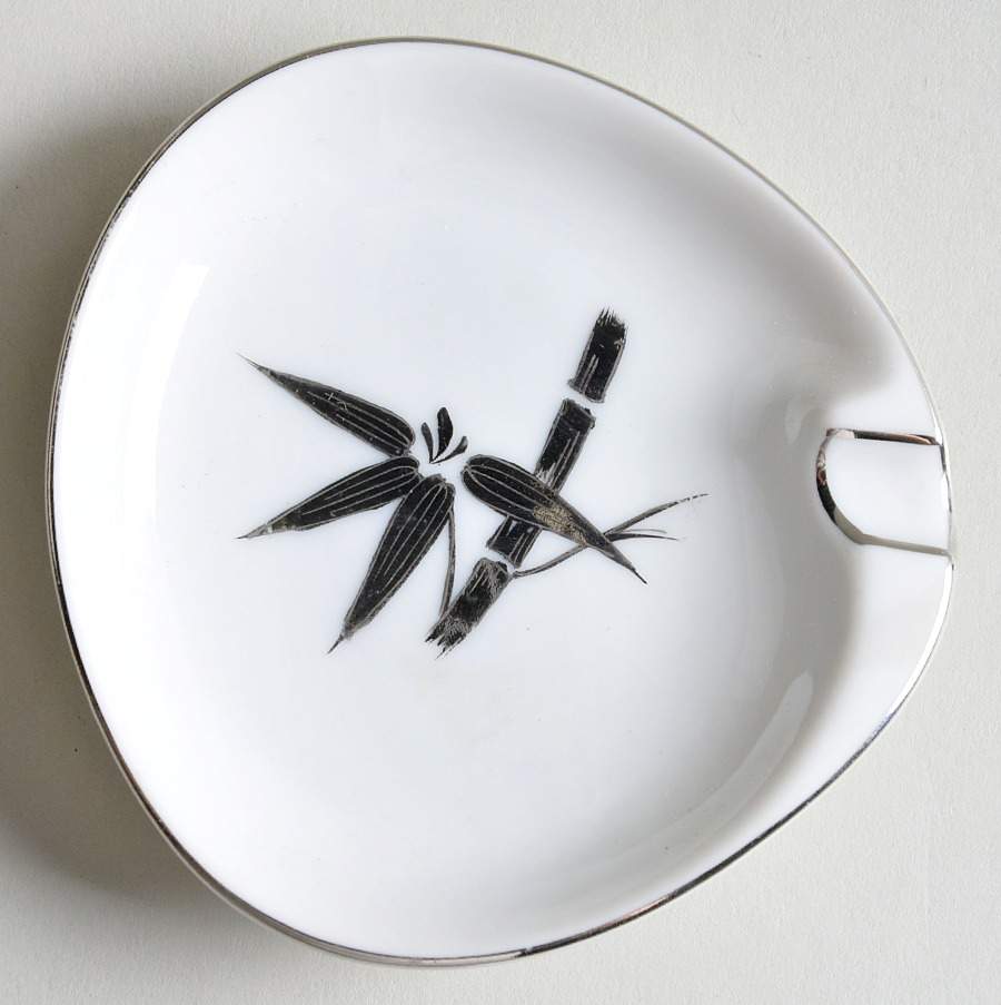 Matrimony Small Ashtray by Deville-1