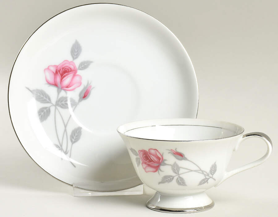 Zephyr Footed Cup & Saucer Set by Deville-1