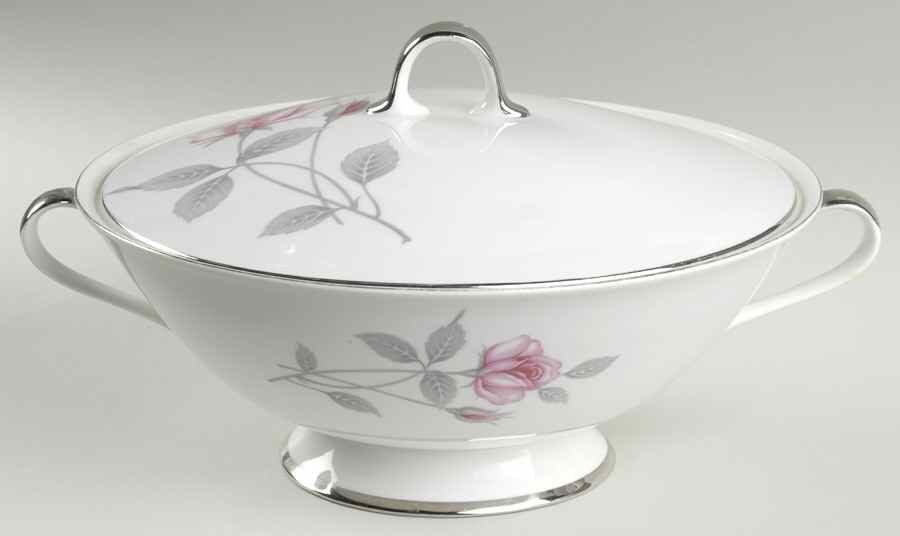Zephyr Round Covered Vegetable by Deville-1