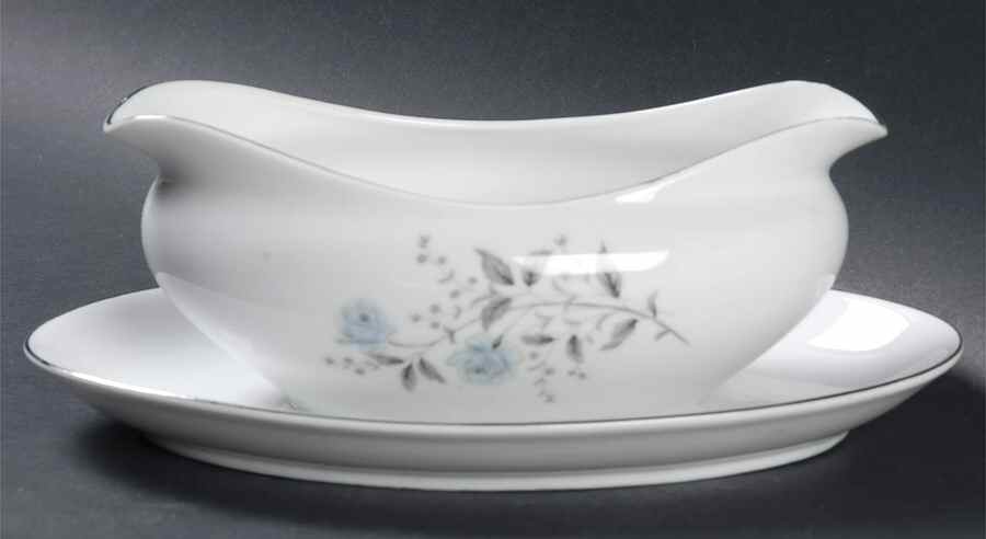 Blue Rose Gravy Boat with Attached Underplate by Diamond (Japan)-1