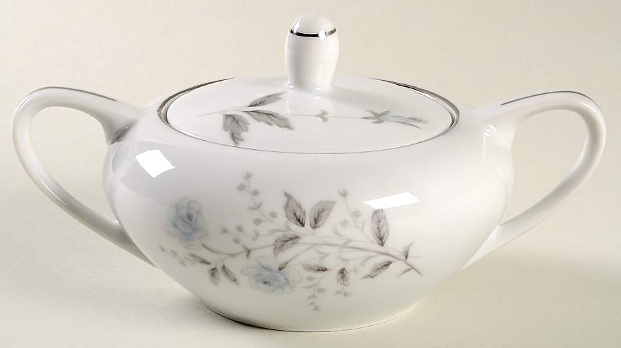 Blue Rose Sugar Bowl & Lid by Diamond (Japan)-1