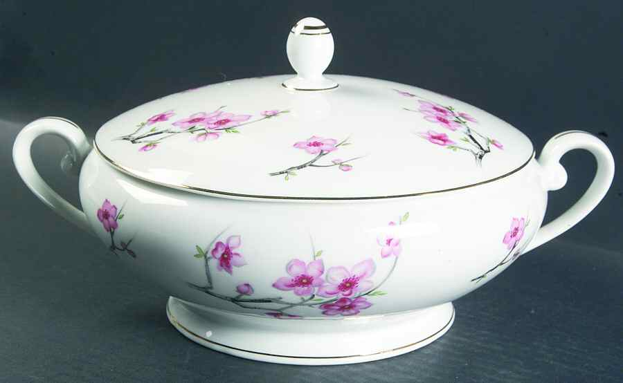 Cherry Blossom Round Covered Vegetable by Diamond (Japan)-1