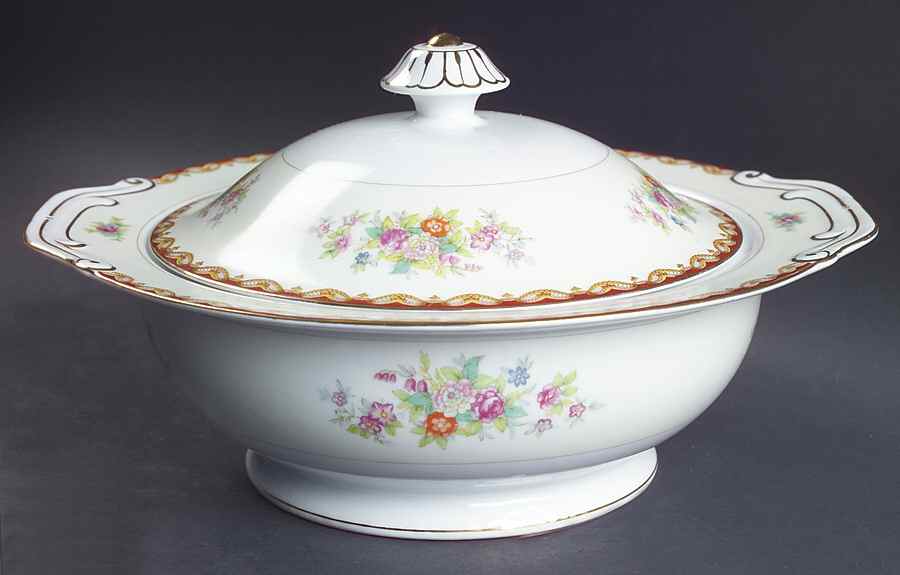 Roslyn Round Covered Vegetable by Diamond (Japan)-1