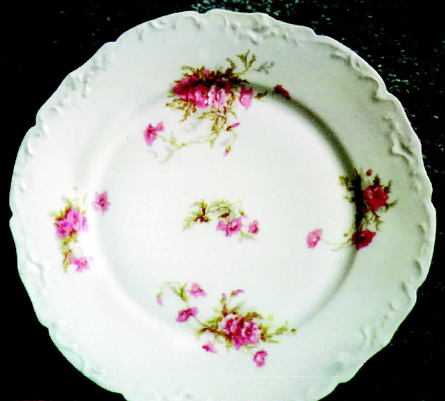DMT4 Dinner Plate by G Demartine-1