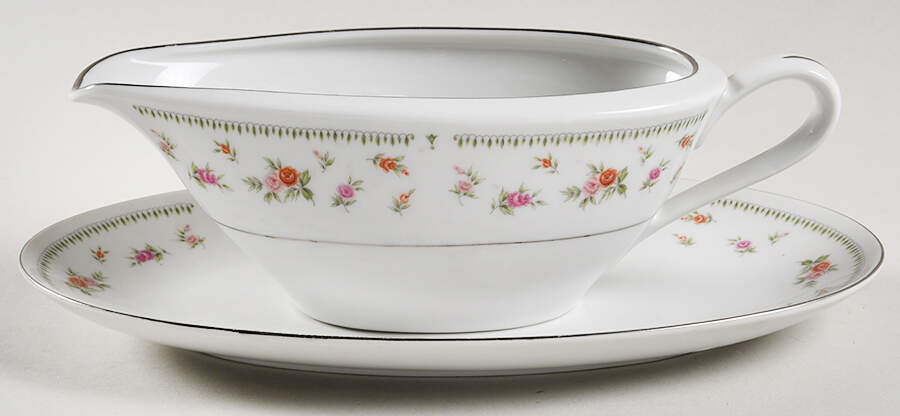 Alicia Gravy Boat & Underplate by Daniele-1