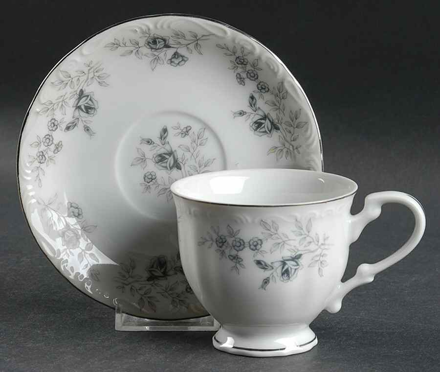 Baroque Bleu Footed Cup & Saucer Set by Daniele-1