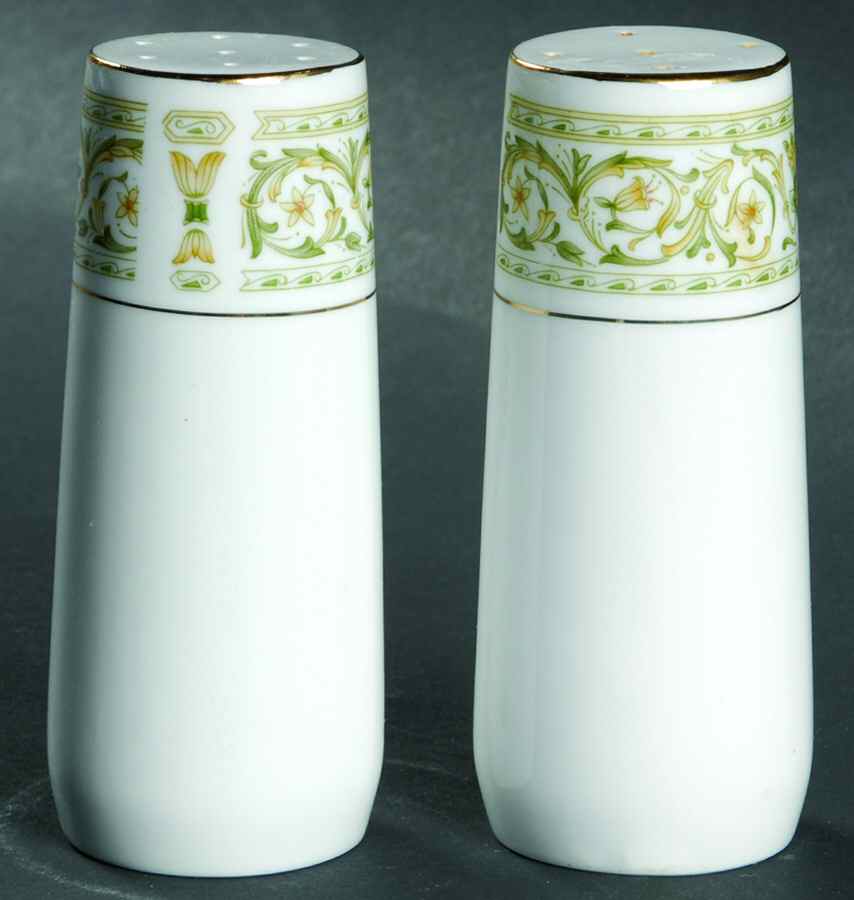 Felicity Salt & Pepper Set by Daniele-1