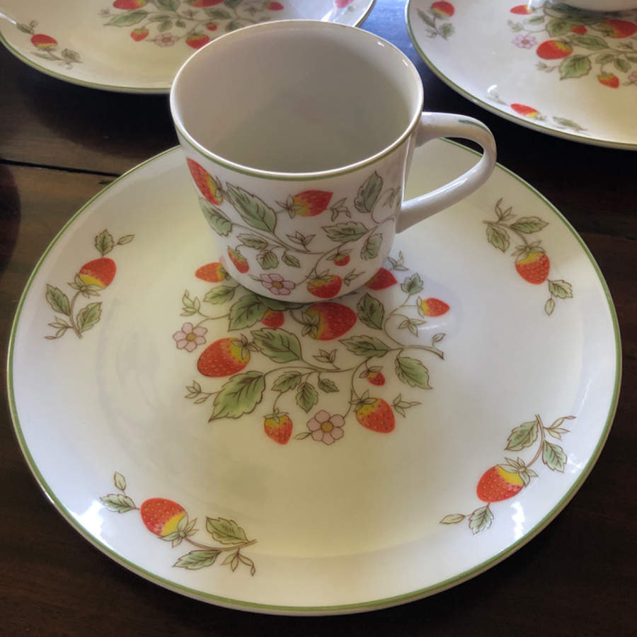 Berry Patch Snack Plate & Cup Set by Dolphin-1