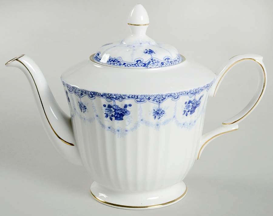 Genevieve Teapot & Lid by Duchess-1