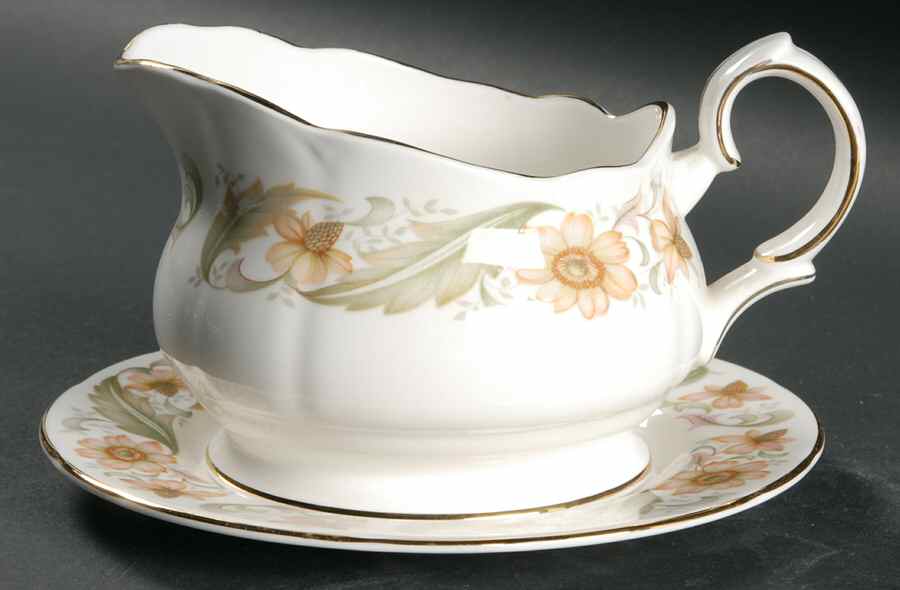 Greensleeves Gravy Boat & Underplate by Duchess-1