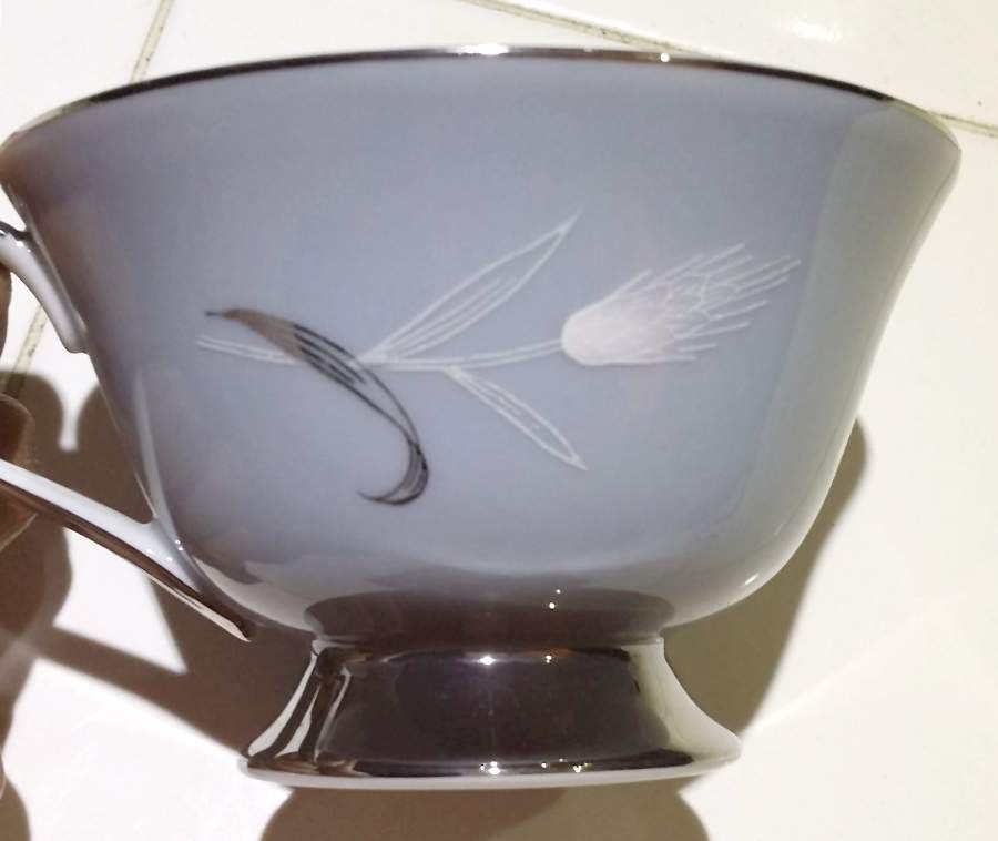 Autumn Breeze Footed Cup by Dynasty China-1