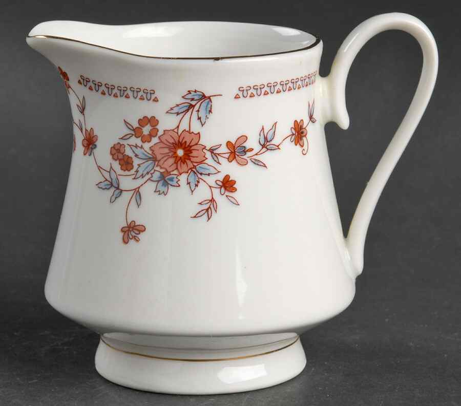 Copenhagen (Gold) Creamer by Dynasty China-1