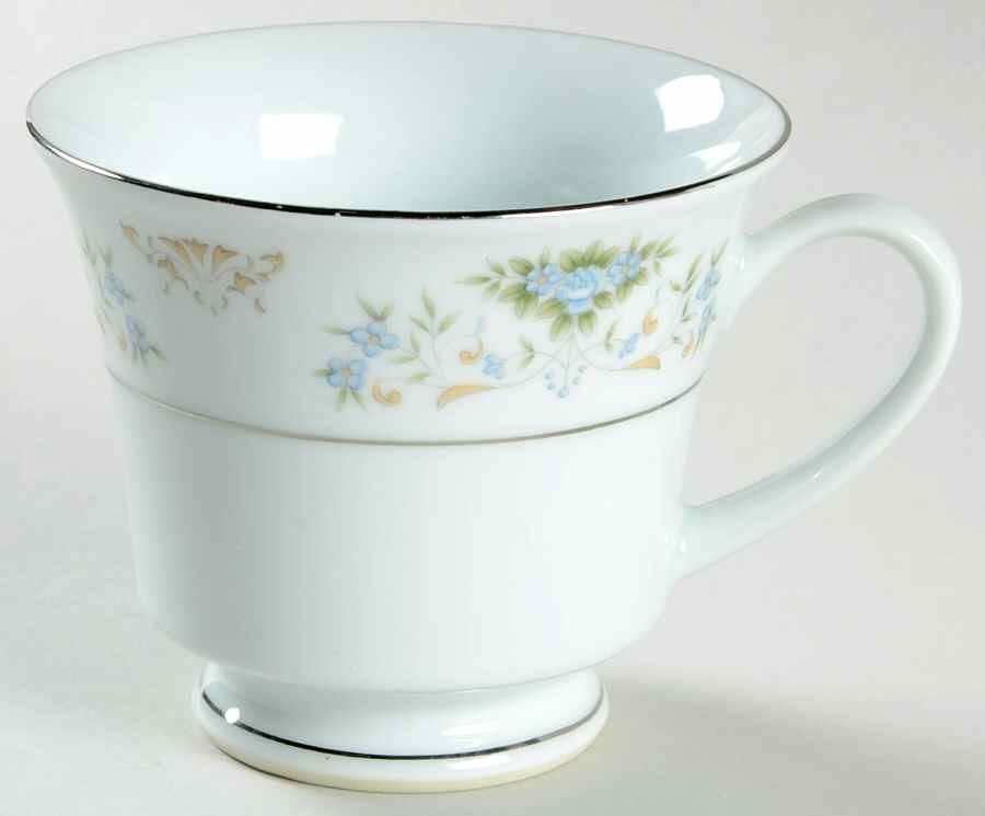 DYN3 Footed Cup by Dynasty China-1