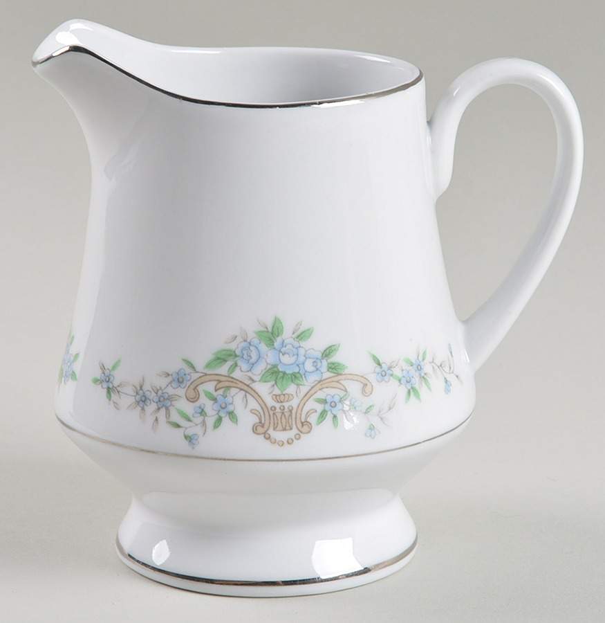 DYN6 Creamer by Dynasty China-1