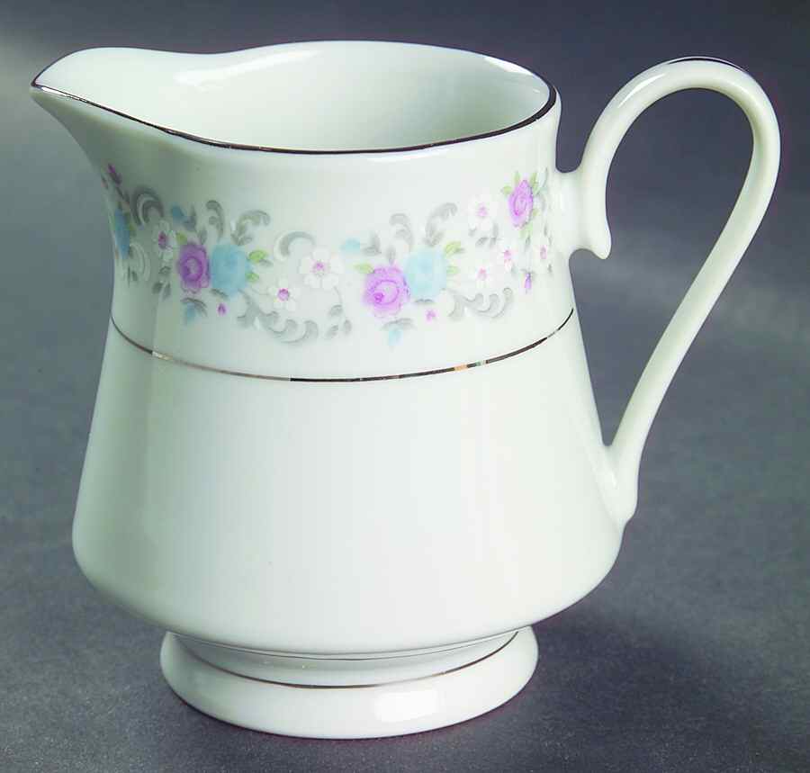 Rapture Creamer by Dynasty China-1