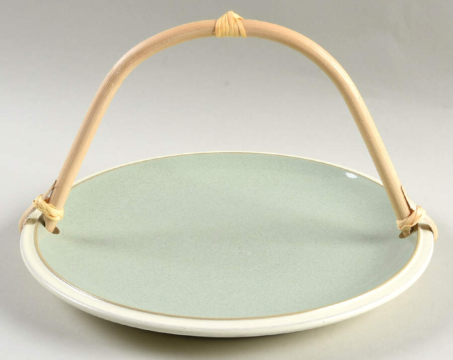 Energy 5 3/8"-5 5/8" Bamboo Handled Serving Plate  HC by Denby-Langley-1