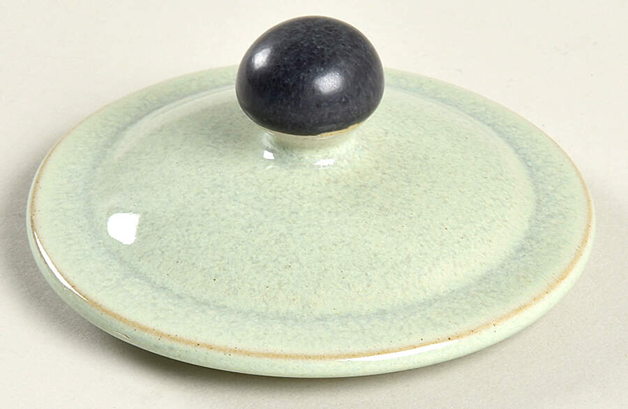 Energy Lid for Sugar Bowl by Denby-Langley-1