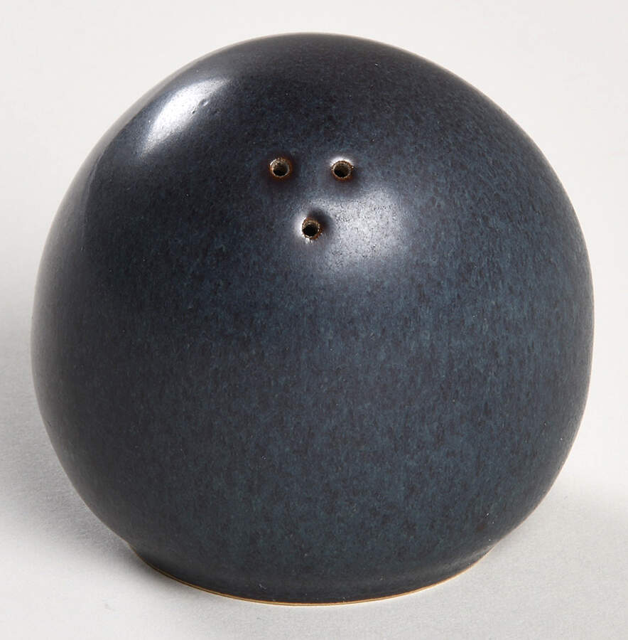 Energy Pepper Shaker by Denby-Langley-1