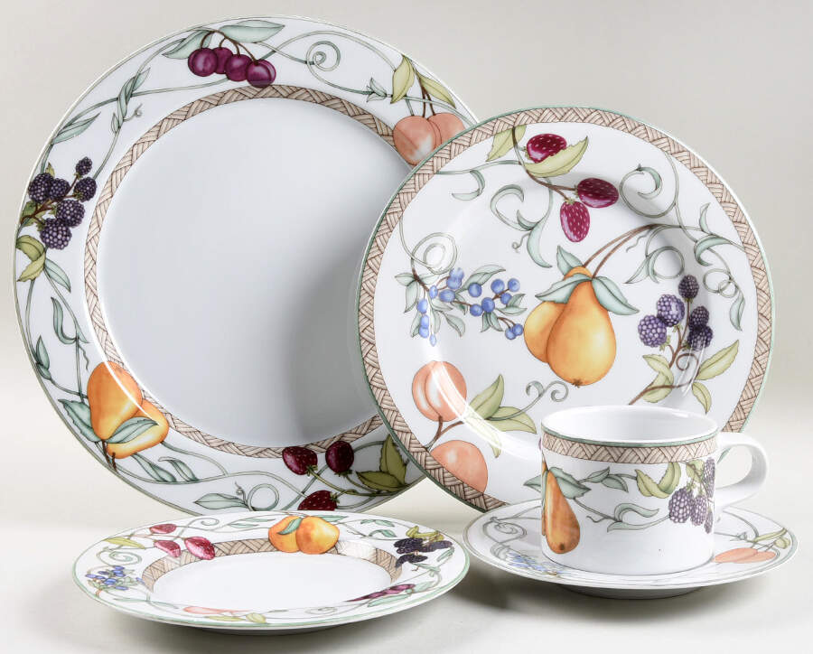 Umbrian Fruits 40 Piece Estate Set by Dansk-1
