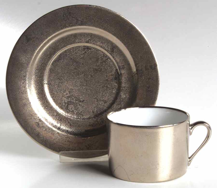 Carat Platine Flat Cup & Saucer Set by Philippe Deshoulieres-1