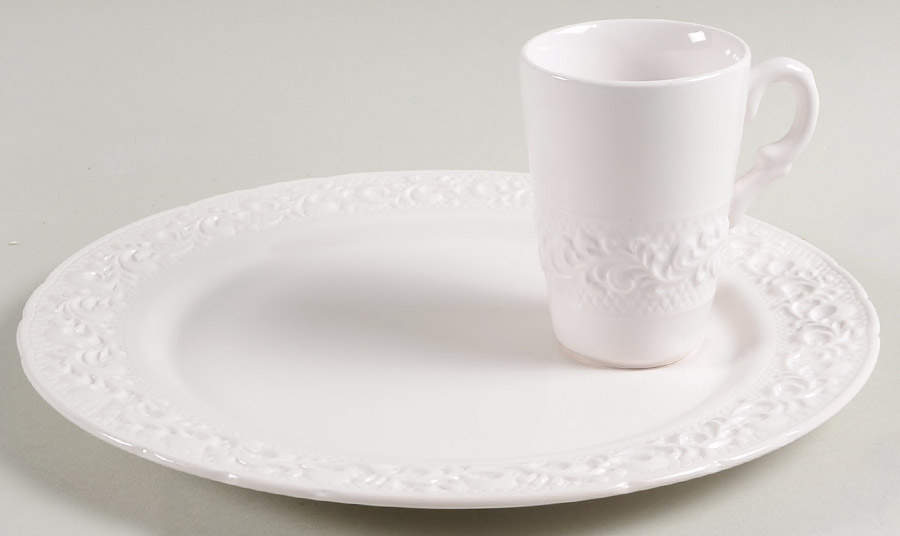 DOT6 Snack Plate & Cup Set by Dorothy Thorpe-1