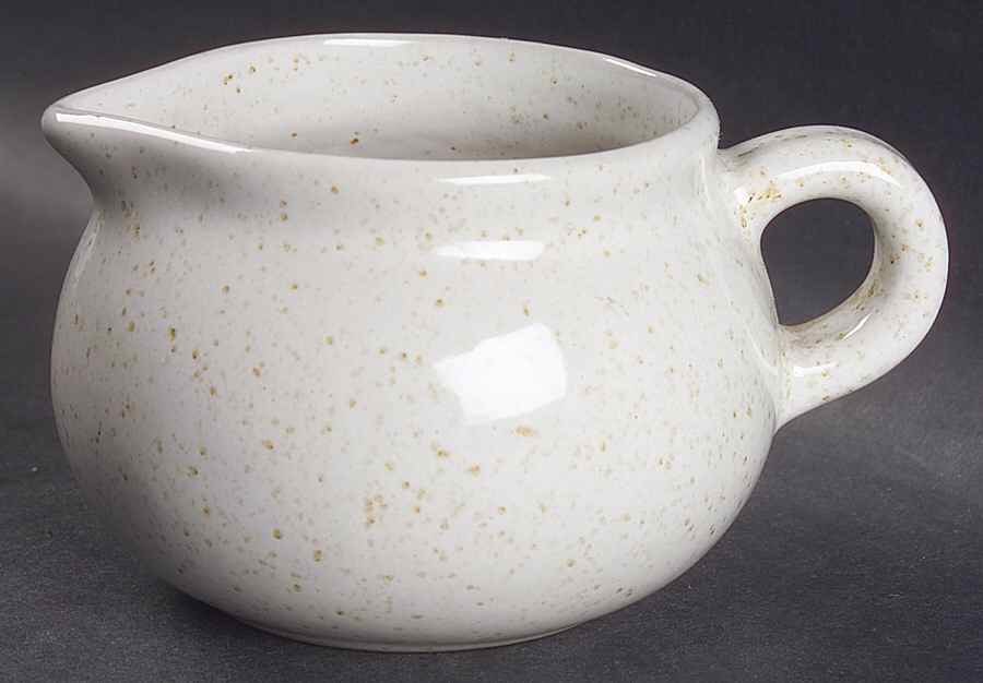 Lindestone Oatmeal (Light) Creamer by Dansk-1