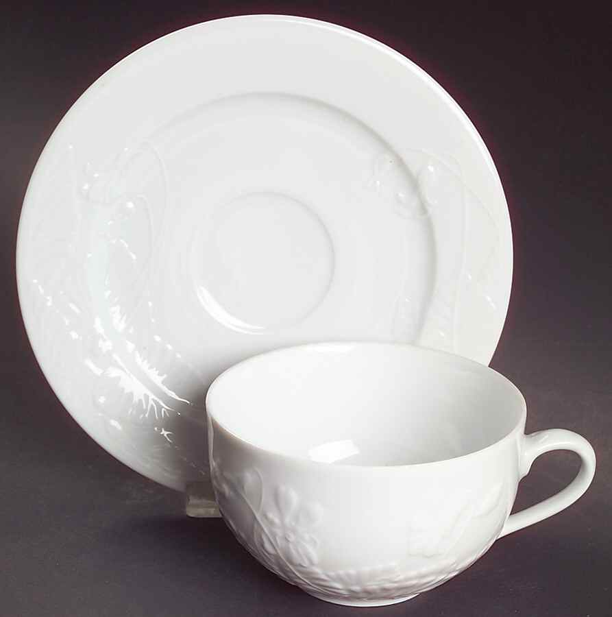 Promenade White Flat Cup & Saucer Set by Philippe Deshoulieres-1