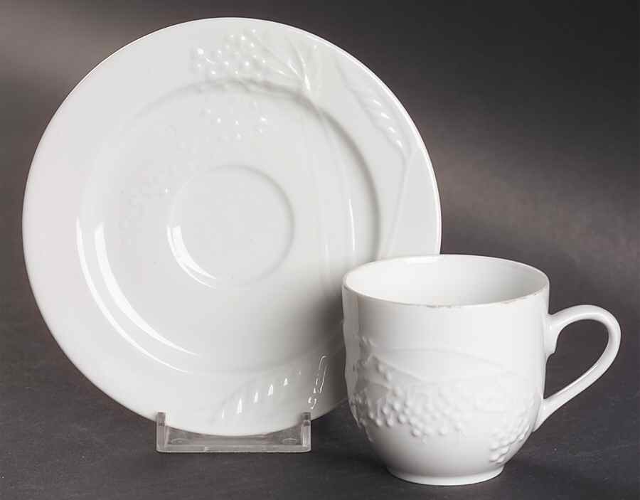 Promenade White Flat Demitasse Cup & Saucer Set by Philippe Deshoulieres-1