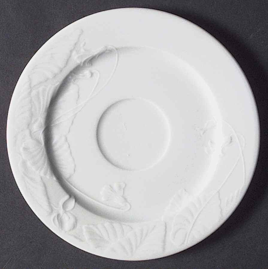 Promenade White Saucer by Philippe Deshoulieres-1