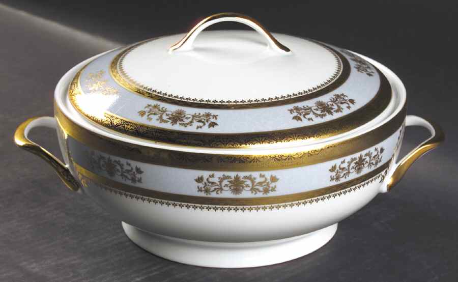 Orsay Powder Blue Tureen & Lid by Philippe Deshoulieres-1