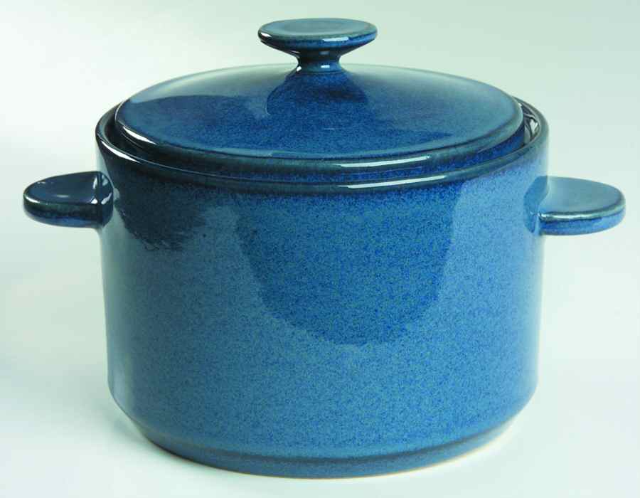Stardust 1.75 Qt Round Covered Casserole by Desiree-1
