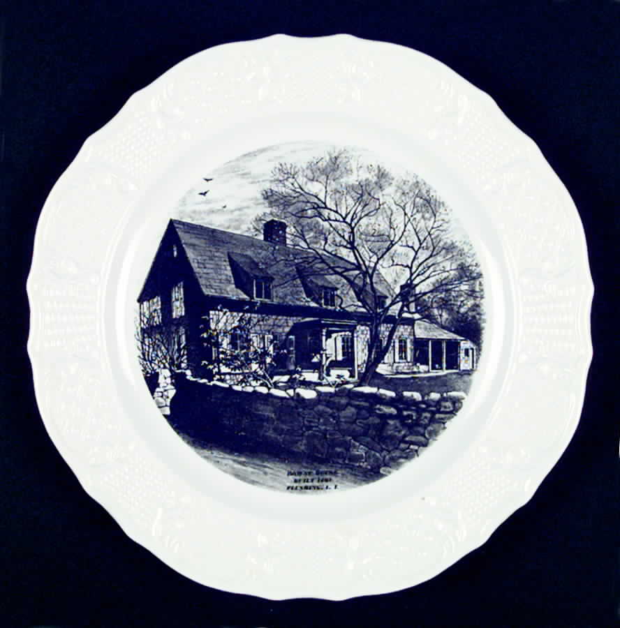 Browne House Black Dinner Plate by Delano Studios-1