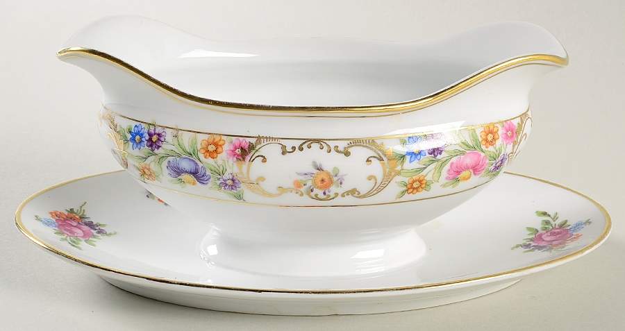 DRE17 Gravy Boat with Attached Underplate by Dresden (German)-1