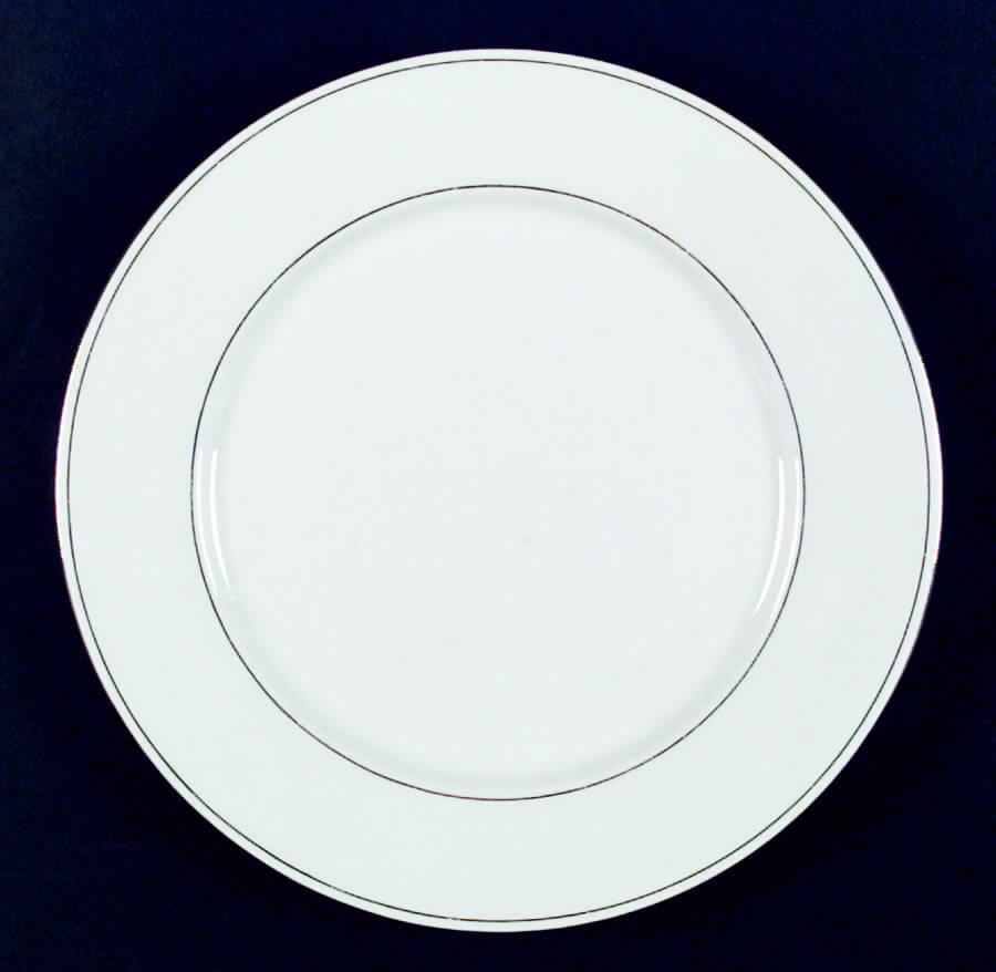 Majesty Dinner Plate by Dynasty China-1