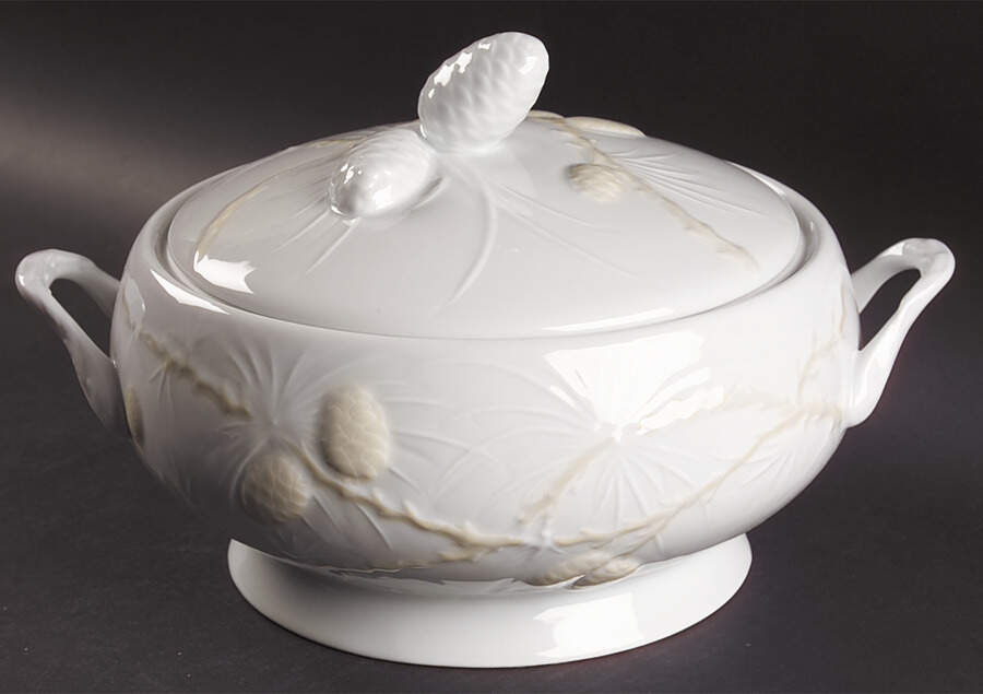Promenade Tan (Ivoire) Tureen &  Lid by Philippe Deshoulieres-1