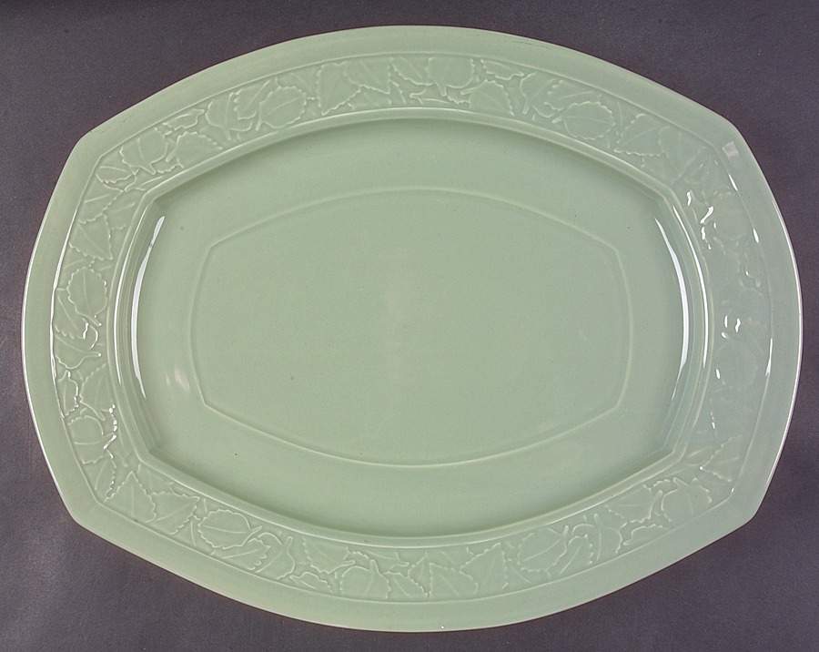 Craftmark Grass (Green) 15" Oval Serving Platter by Dansk-1