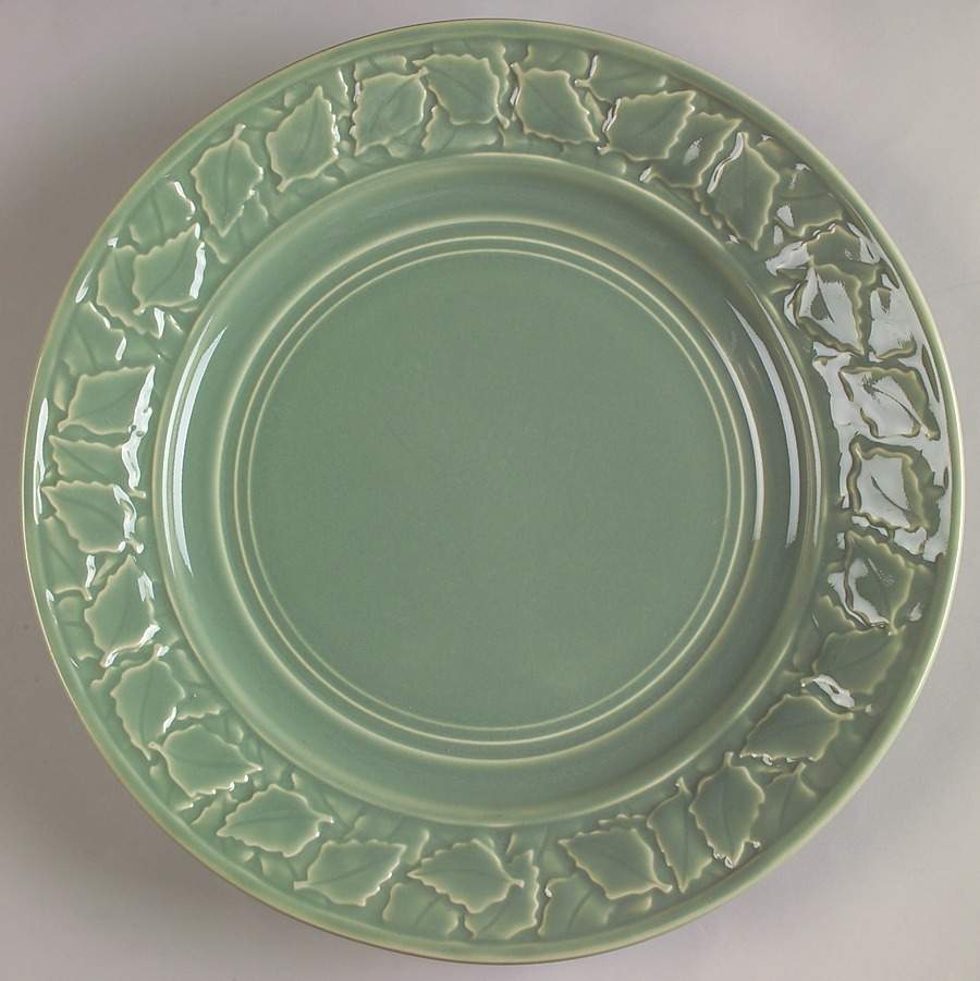 Craftmark Grass (Green) 10" Round Buffet Plate by Dansk-1