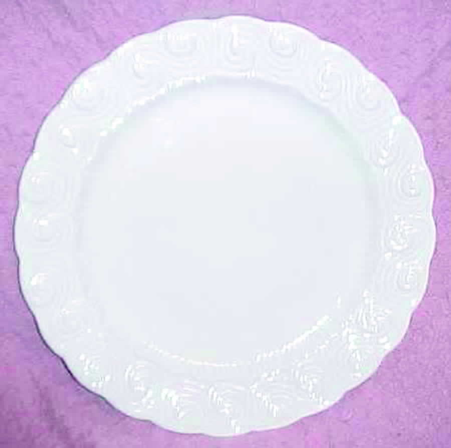 DER18 Dinner Plate by Deruta (Italy)-1