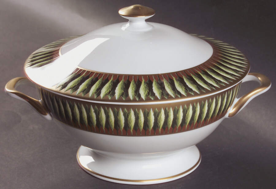 Toscane Et Jardins de Florence Tureen & Lid by Philippe Deshoulieres-1