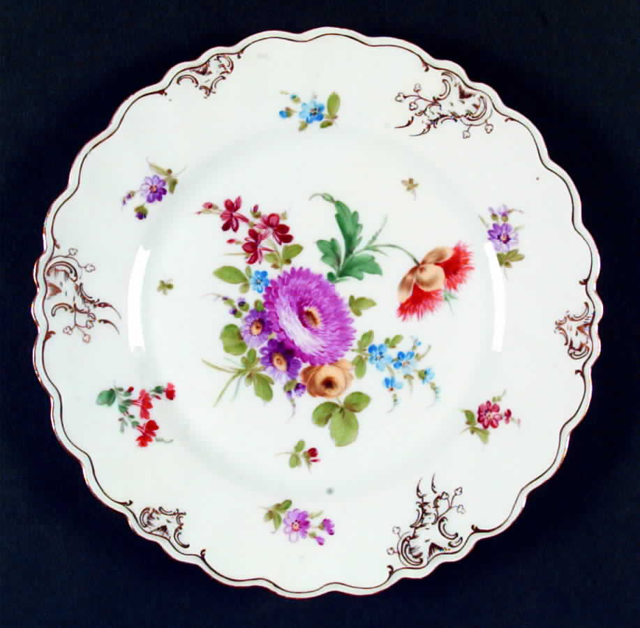 DRE23 Dinner Plate by Dresden (German)-1