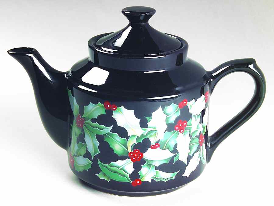 Holly Teapot & Lid by Dunoon-1