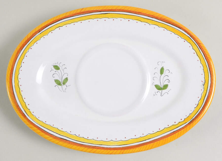Raffaellesco (Scalloped) Underplate for Gravy Boat by Deruta (Italy)-1