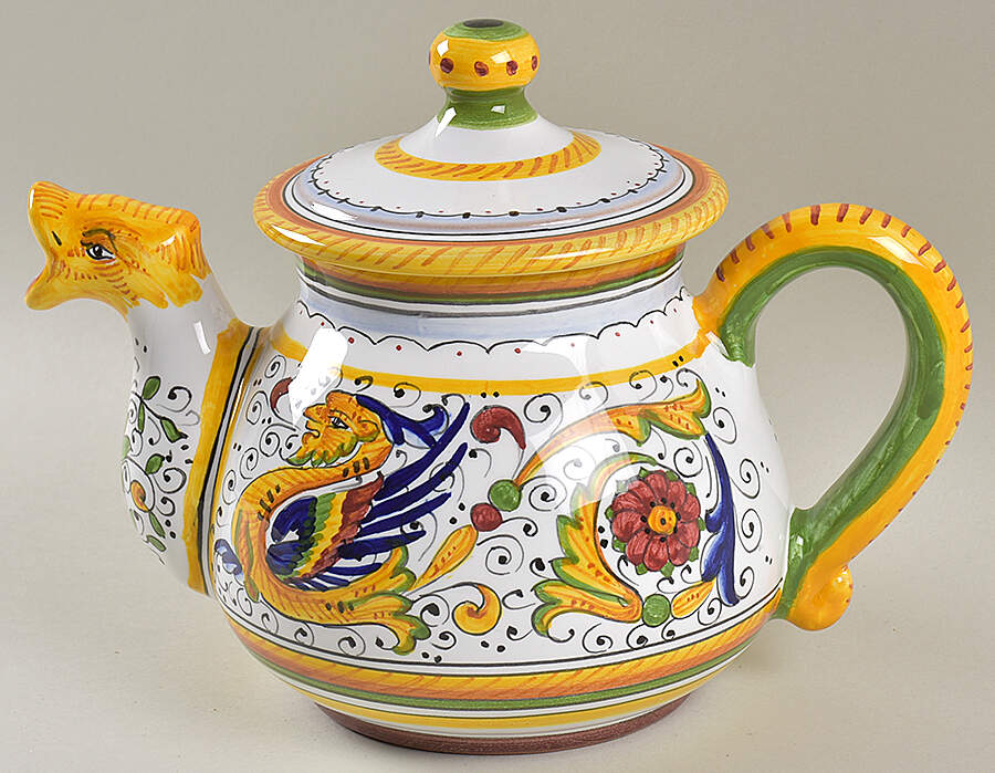 Raffaellesco (Scalloped) Teapot & Lid by Deruta (Italy)-1