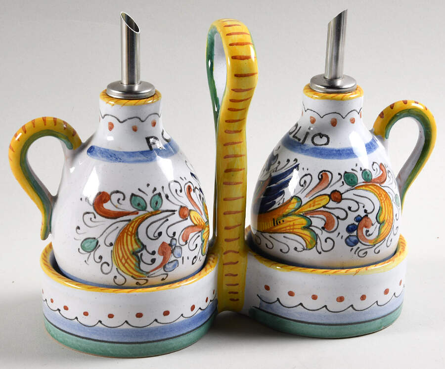 Raffaellesco (Scalloped) Tray for Vinegar and Oil Tray Set by Deruta (Italy)-1