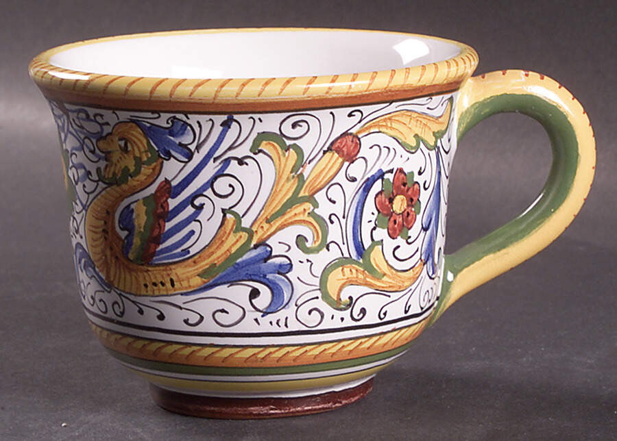 Raffaellesco (Scalloped) Flat Cup by Deruta (Italy)-1