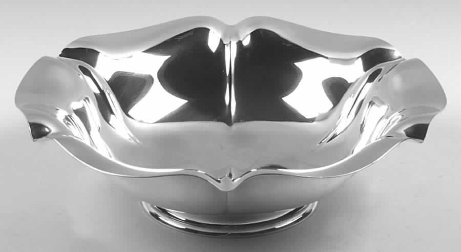 Salem (Sterling, Hollowware) Round Sterling Footed Centerpiece by Dominick & Haff-1